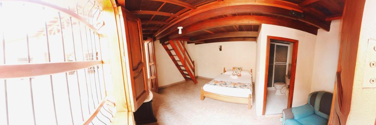 La Casa De Las Flores Hostal Jardín Eksteriør bilde