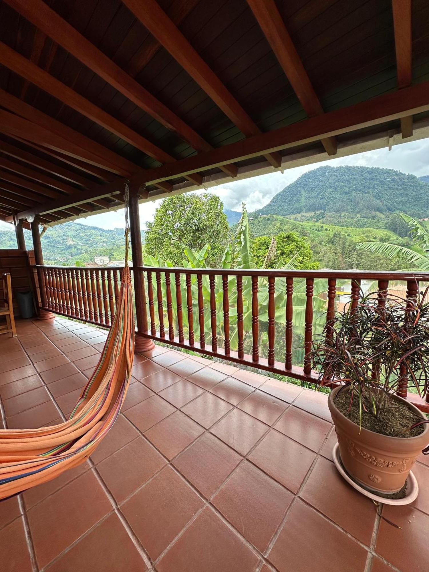 La Casa De Las Flores Hostal Jardín Eksteriør bilde
